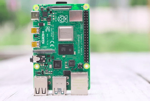 Raspberry Pi 4B (2GB)